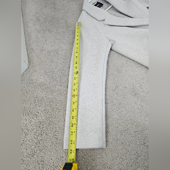 Women coat - Picture 6 of 7